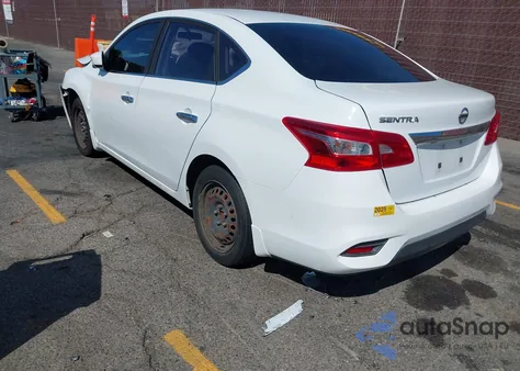 2018 Nissan Sentra S из США, поврежденный, VIN 3N1AB7AP6JY257371